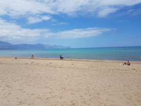 GOLDEN BEACH